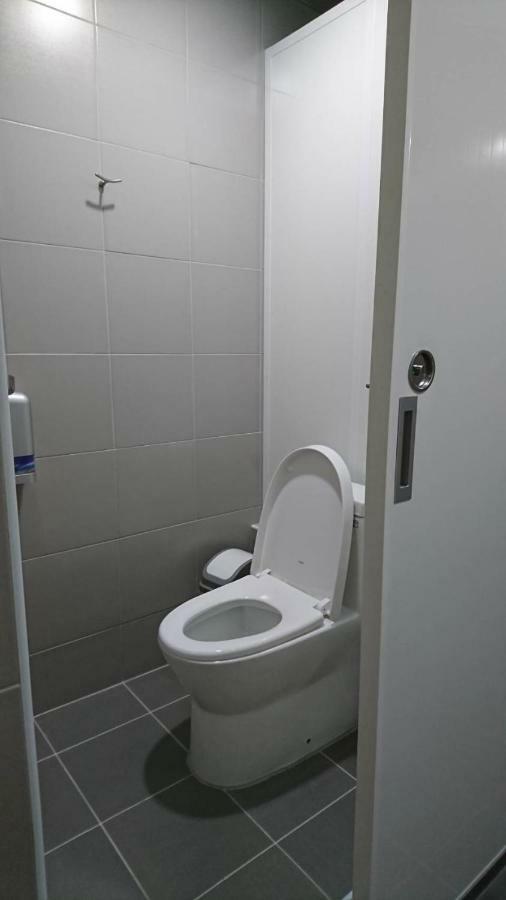 Temple Side Hostel Đài Nam Ngoại thất bức ảnh