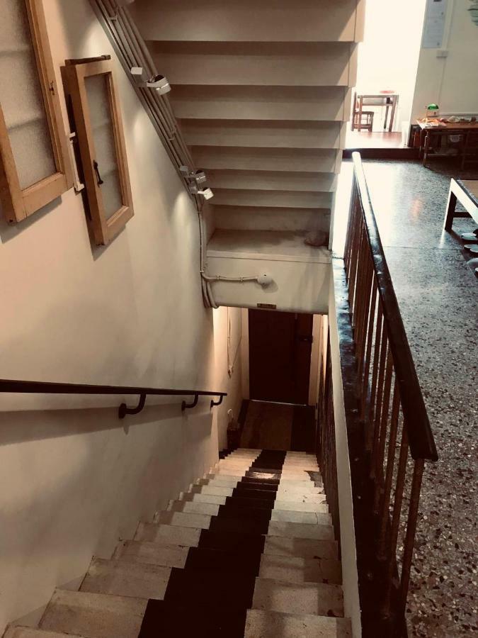 Temple Side Hostel Đài Nam Ngoại thất bức ảnh